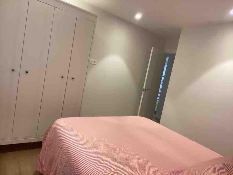 Apartamento A Estrenar En Centro Gijon. Fibra-Tv Luaran gambar