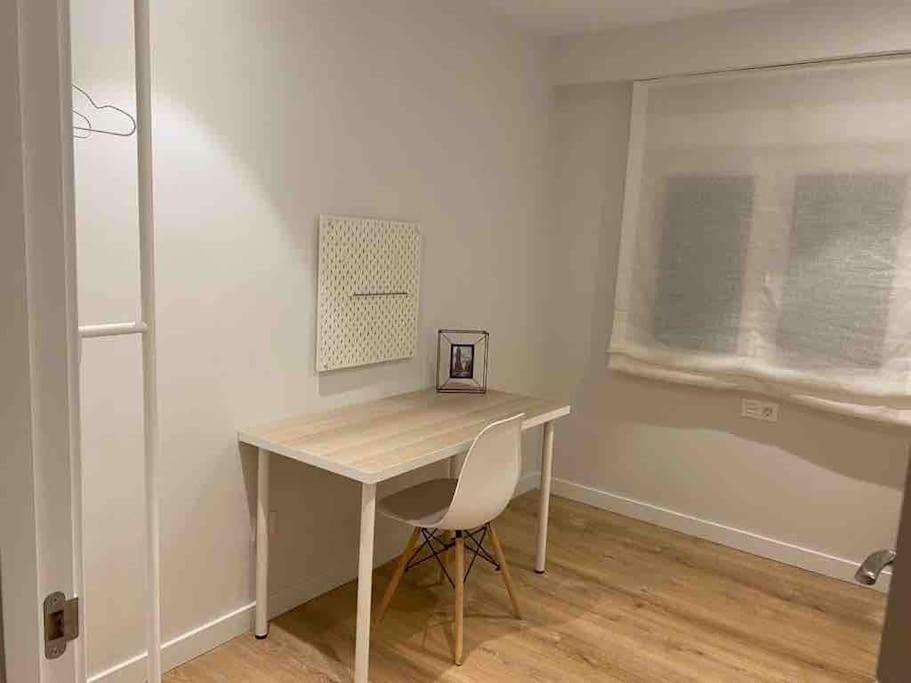 Apartamento A Estrenar En Centro Gijon. Fibra-Tv Luaran gambar
